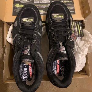 Men’s Black Sketchers Tone-Up Trainers -  NIB